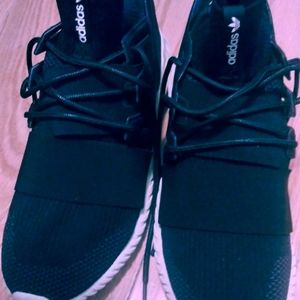 Adidas Tubular Doom PK Size 11 New never worn no box.